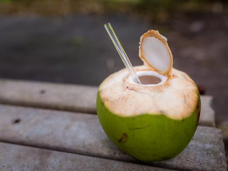 lợi ích của việc uống nước dừa