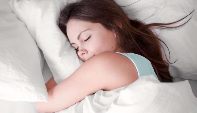 Lời khuyên chuyên gia: Nên ngủ lúc mấy giờ để tăng chiều cao?