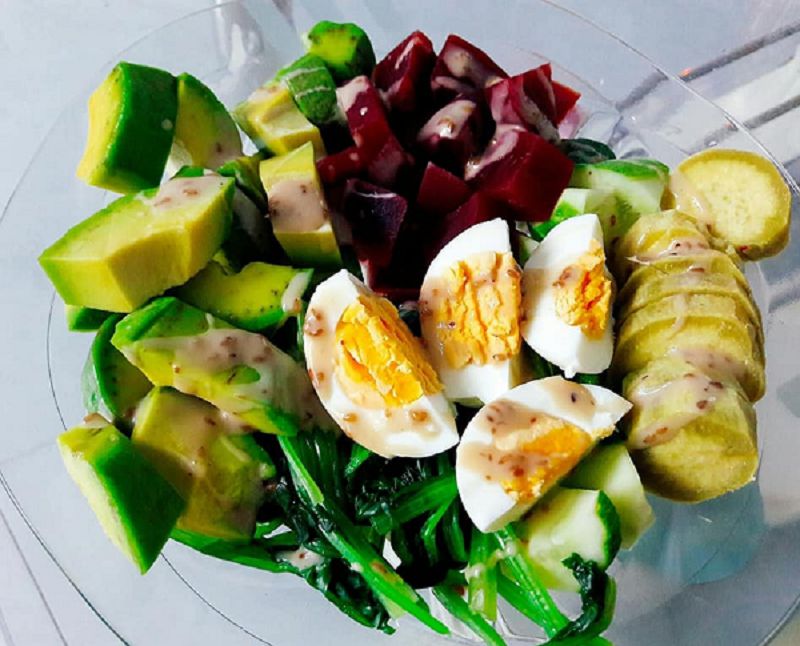 Salad bơ và khoai lang đủ chất dinh dưỡng