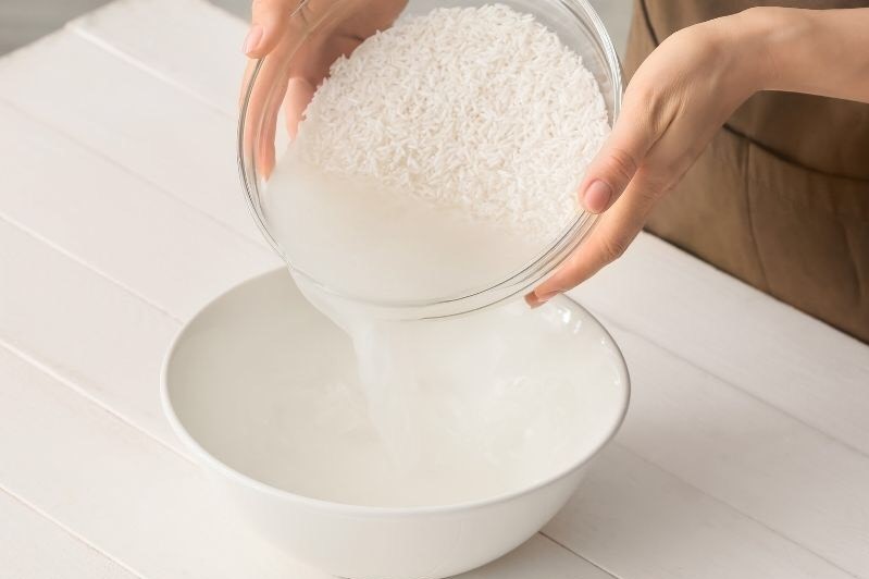 rửa mặt bằng nước gạo có tác dụng gì