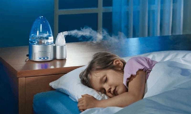 trẻ bị nghẹt mũi khi ngủ phải làm sao