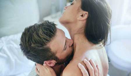Cách co bóp tử cung khi quan hệ tình dục khiến chàng mê mệt