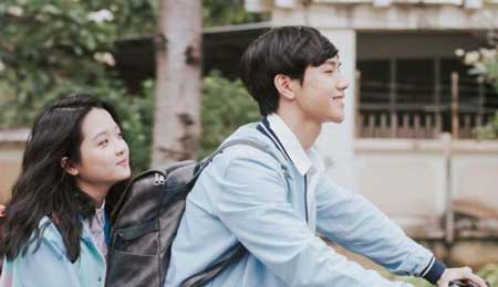 10 Dấu hiệu Crush thích mình qua ánh mắt chuẩn 100%