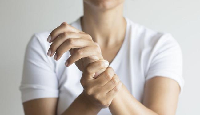 Bật mí 5 mẹo chữa u bao hoạt dịch khớp cổ tay hiệu quả nhất