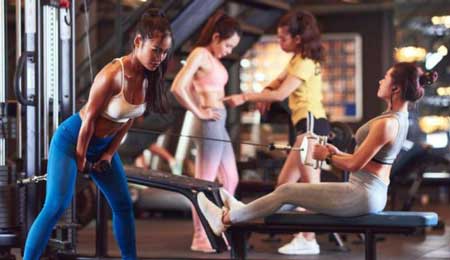 Tập gym có tăng vòng 1 không? 8 cách tập gym nở ngực cho nữ